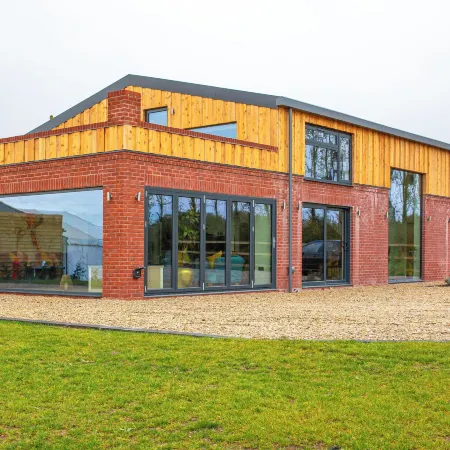 Beautiful Barn Conversion - Orchard Escape for 12!