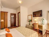 Trastevere Rooms Hotels near Trastevere