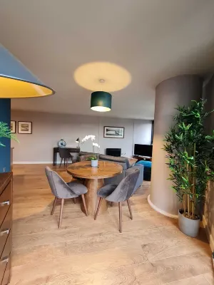 Sheffield 6th Floor City View Apartment - Апартаменты