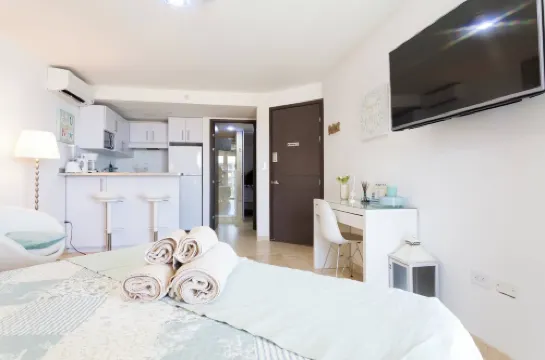 Lovely Sea View,Eagle Beach, Oasis Condominium Wifi