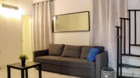 Gladiolas 1102 Hotels in Canas
