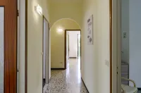 JOIVY Family Flat W/3 Balconies, 10 Min To Beach Hotel a Moneglia