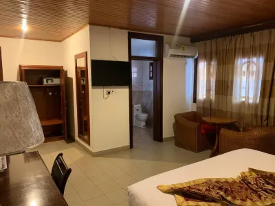 Royal Park Hotel Hotels in Botsomtwe