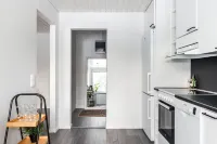 Bright 1BR Apartment next to the Beach Hotels in Lahti