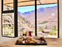 Glaciar de Roca Lofts - breakfast