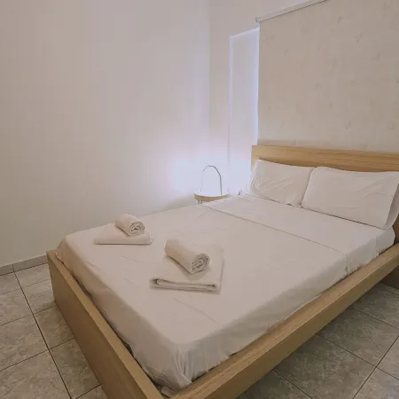 141 LCA - Stay Miracle Apartment