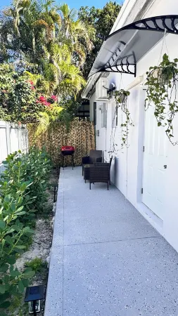 Miami North Beach Отели рядом с достопримечательностью «Ancient Spanish Monastery»