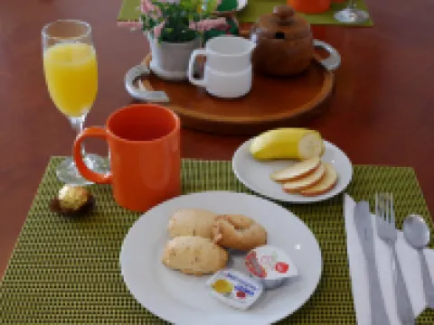 スイートサービスアパートホテル