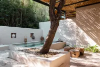 Gaia Alaçatı by the Sea - Adult Only - vasca da bagno