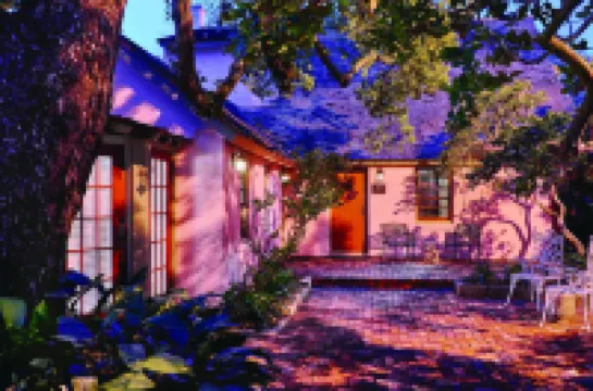 เดอะคอลเลคเตอร์อินน์ - สำหรับผู้ใหญ่เท่านั้น