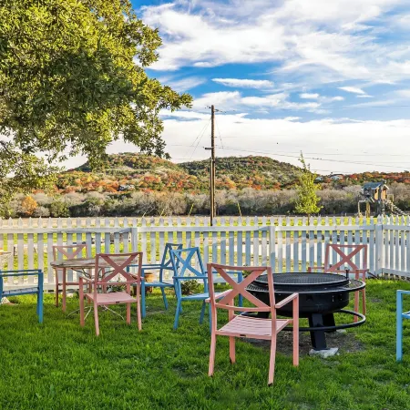 Historic 1 Br Cottage | Mountain Views | Firepit