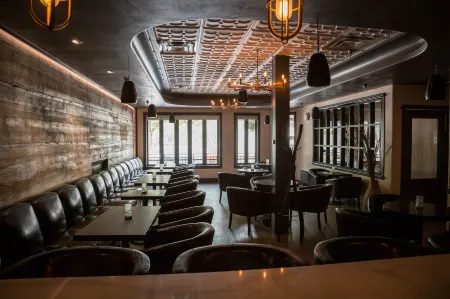 Adventure Hotel Отели рядом с достопримечательностью «Парк Лейк Сайд»