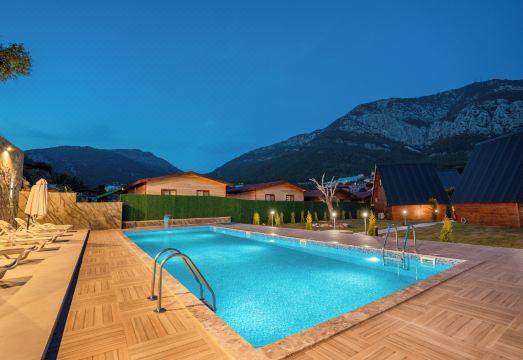 카라오즈 사파이어 방갈로 썸네일