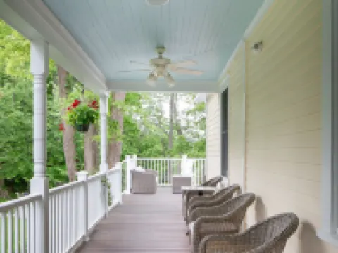 Lakehouse Inn Hoteles en Lee