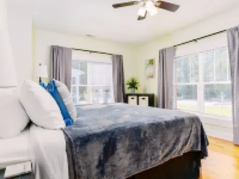 Peaceful Vibes near the riverwalk, USC & Ft Jack Hotels in Cayce