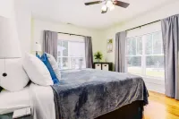 Peaceful Vibes near the riverwalk, USC & Ft Jack