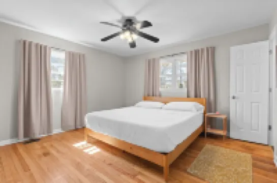 3Bed 1.5 Bath 10 Min to Base