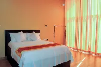 WoodyCrest Hotel in zona Trincomalee Railway Station