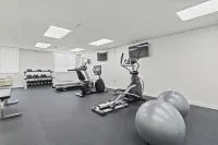 Hotel Manteo, Trademark Collection by Wyndham - Gym