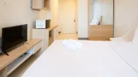 Cozy Stay Studio Connected with Mall at Supermall Mansion Apartment