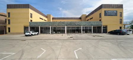 Checkin Madrid Móstoles Отели в г. Алькоркон