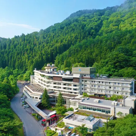 Ooedo Onsen Monogatari Higashiyama Grand Hotel Отели рядом со станцией Станция Аизу-Вакаматасу JR