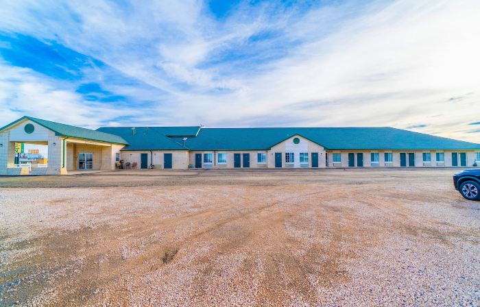 HomeTown Inn by OYO Texhoma, OK