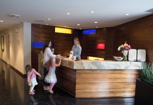 퀄리컴 비치 오션 스위트