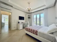 Palazzo Mauro Sorrento Luxury Rooms - parking