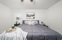 2-bedroom apartment in cool Fort Smith with AC