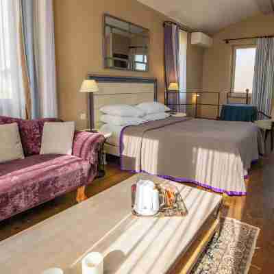 Hôtel de l'Amphithéâtre Rooms