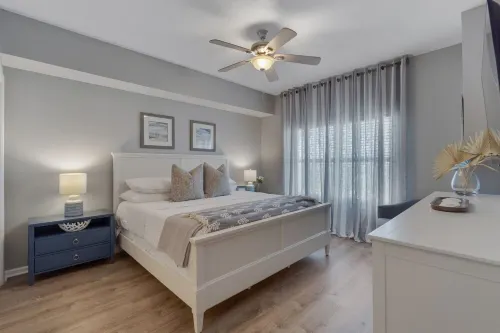 Full Ocean Views, Steps to the Sand, Beach Chairs, Heated Pool/Hot Tub, Sleeps 8 - 4-نجوم