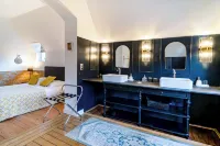 Villa Deauvillaise à 5 mn de la Plage 12/14 Pers Hoteles en 