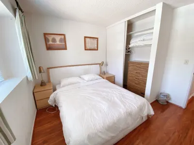 Cozy 3B Apt near Monrovia old town / Santa Anita Mall