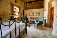 Maria's B&B Hotel a Ghasri