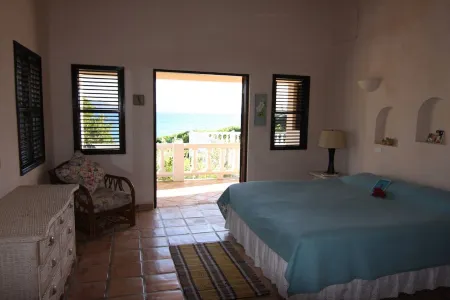 Great Value!  Mainstay Villa @ Elsie Bay.  Ocean Front!  Rent as a 1, 2, or 3 BR