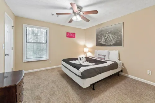Conyers 2Br Retreat,Sleeps 4 Near Horse Park - 3-Star
