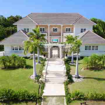 Luxury Villa with Private Pool, Cook,Maid & Golf Cart in Exclusive Punta Cana Hotel Exterior