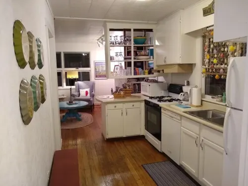 Walk to Lake Michigan Beach from Cottage in the Woods - *Seaside Fired Smores*