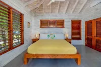 Villa Verde on at Paradise Point Hotel di First Bight