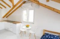 Beautiful Sea View Studio Apartment AGAPE: suits 2