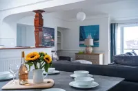 Breathtaking 180° Ocean Views