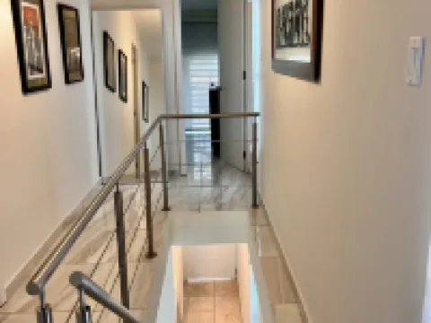 Beach Villa in Dorado del Mar! Walk to the Beach, Restaurants, Pool, Casino Hoteles en Dorado