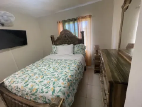 Family cozy apt. 5min to Rio Nuevo Village beach, rafting & horseback riding.
