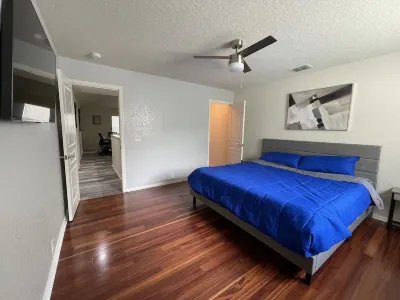 8 beds 4 kings 155” theater poker & pool table 2 Queen bed & full bath downstair Hotels near Brook Hollow Library