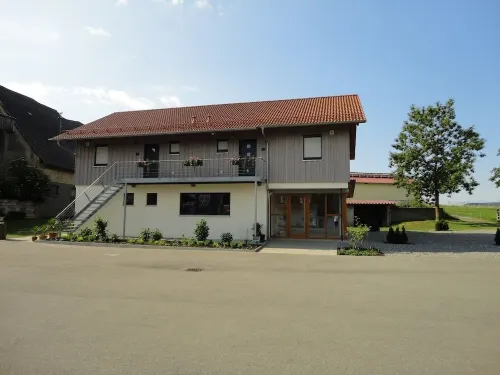 Gasthof Reiterstuben Apartment "Elle" 55m2 in a quiet rural location Hotels in Hoßkirch