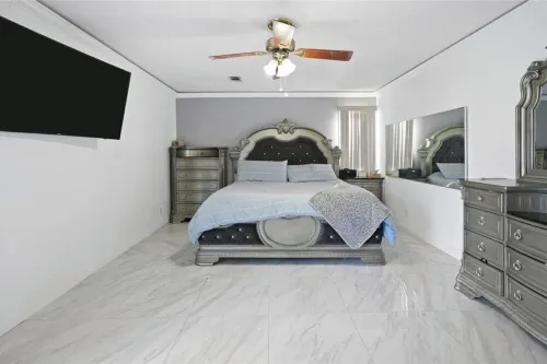 Spacious 5 bedroom house in Port Arthur!