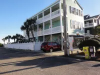 FANTASTIC OCEANFRONT-Price drop !  Pool & Hot tub; Linens and gas grill included
