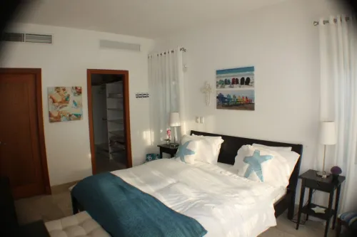 Beachfront Luxury 1 BDR Apt. Sleeps Up To 4 @ Balcones Del Atlantico