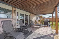 "Cozy Comforts of Home" Private POOL, 5 mins from Kemah Boardwalk & NASA